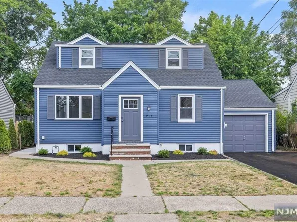 39-14 Taylor Rd, Fair Lawn, NJ 07410