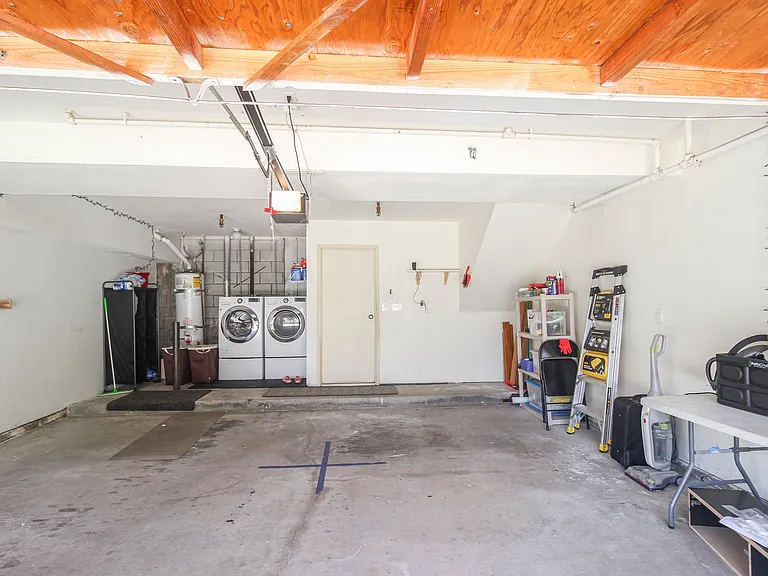 611 Mound Ave #F — Photo 16