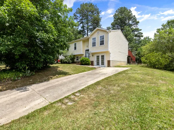 5804 Hadrian Dr, Durham, NC 27703