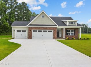 901 Arbor Rose Dr, Greenville, NC 27858