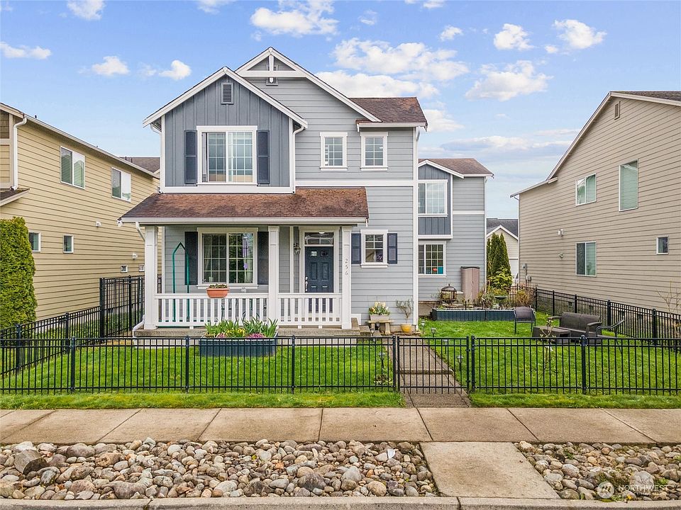 1st image of 256 Petersen Drive E