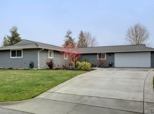 15949 SE 3rd St, Bellevue, WA 98008