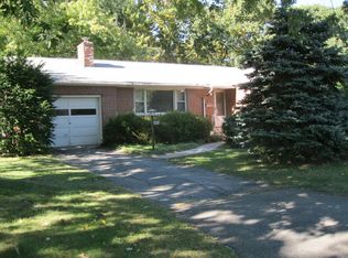 28 Doyle Ave, Springfield, MA 01104