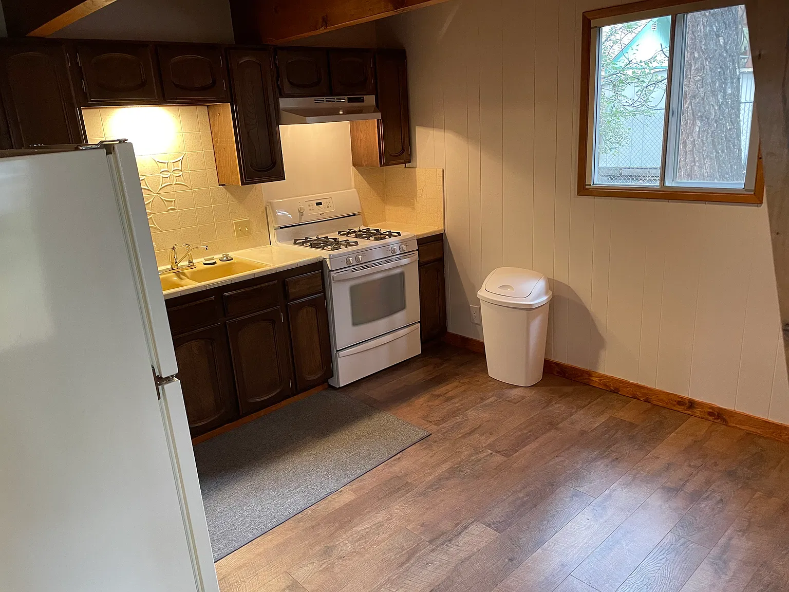 2 bed, 1024 sqft, $1,845 — Photo 3