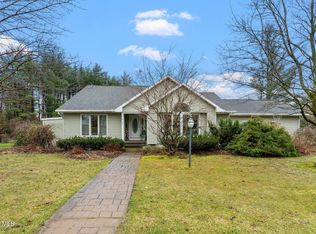277 Autumn Run, Schenectady, NY 12306