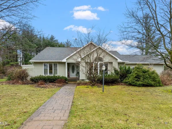 277 Autumn Run, Rotterdam, NY 12306