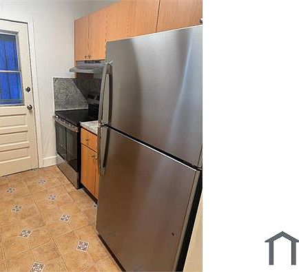 2nd image of 772 NW 45th St