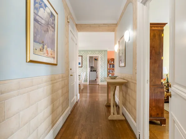 4 Sutton Place image 4 of 5