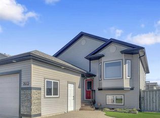 7613 114th St, Grande Prairie, AB T8W 0G3