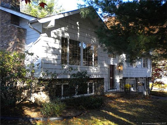 Great corner lot location.