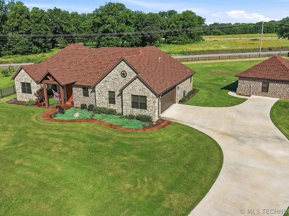 15 Wilderness Rd N, Calera, OK 74730