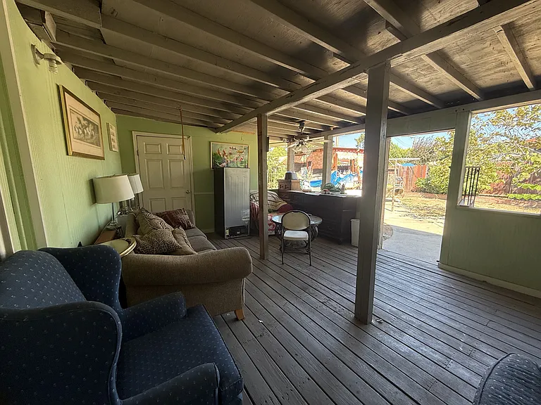 7401 W Pkwy — Photo 15
