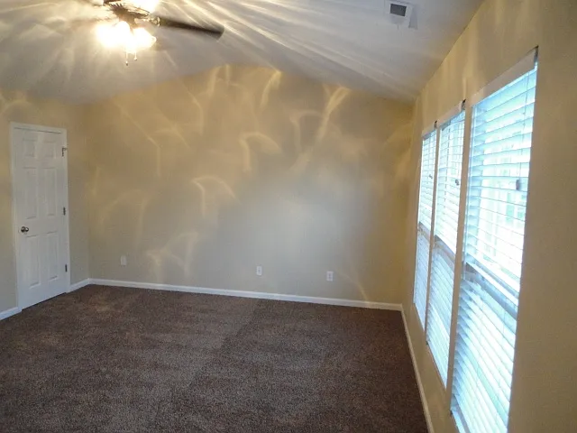 5001 Babbling Brook Dr — Photo 11