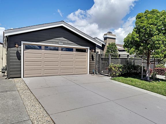 3rd image of 39052 Levi St