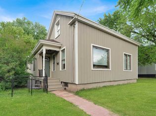 1112 Otter Ave, Oshkosh, WI 54901