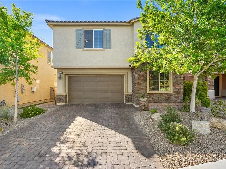 4105 Trillium Bay Ln — Photo 3