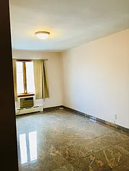 Rented by Zikos Realty Services