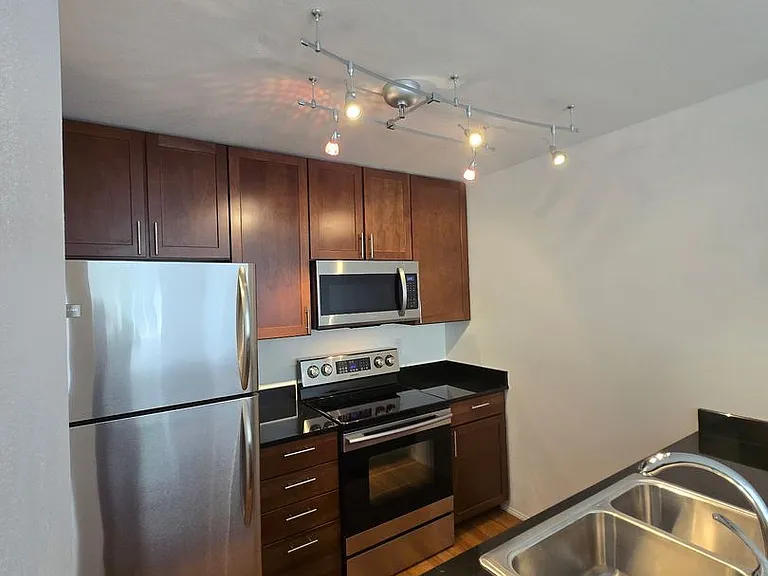 8545 166th Ave NE #D211 — Photo 6