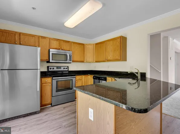702 Horse Chestnut Ct, Odenton, MD 21113