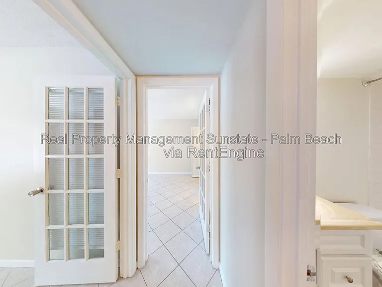 1015 Green Pine Blvd #C2 — Photo 14