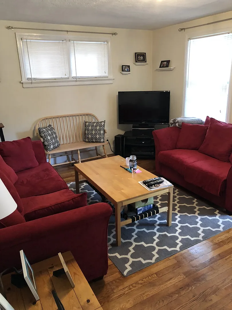 3415 Stuart Ave — Photo 4