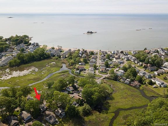 Private beach just a 5 minute walk!