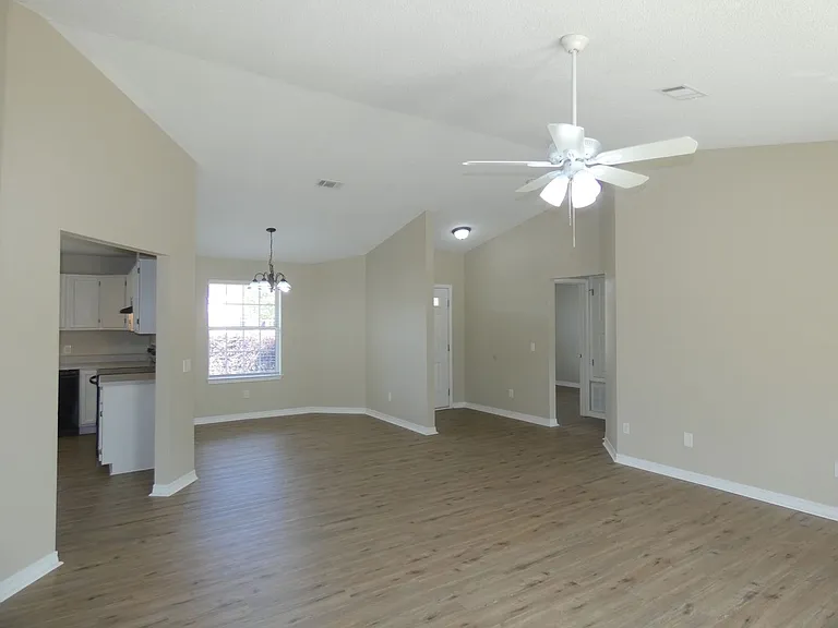 5087 Cassia Dr — Photo 5