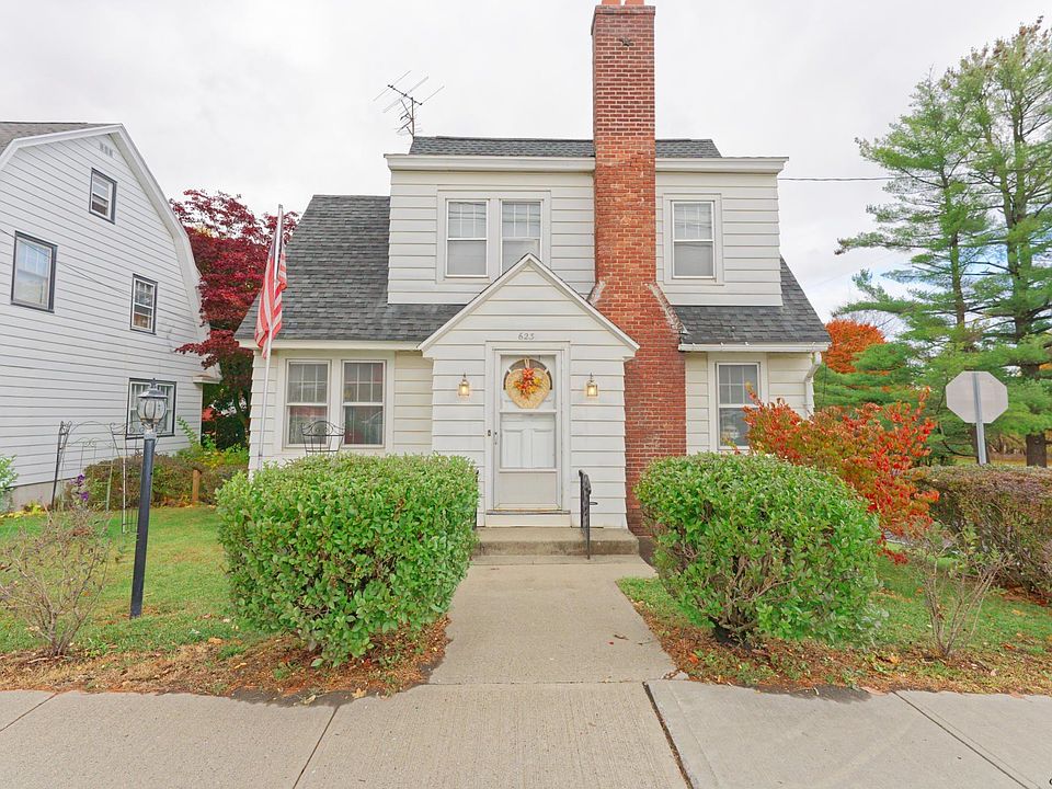 1st image of 623 Hoosick Rd