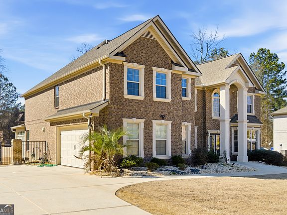 2nd image of 388 Masters Club Blvd