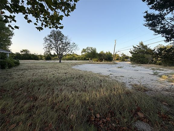 5th image of 2505 W Fm 875