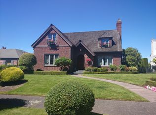 2823 42nd Ave W, Seattle, WA 98199