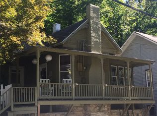 15 Pine St, Eureka Springs, AR 72632