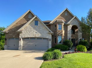 12521 Chiszar Dr, Mokena, IL 60448
