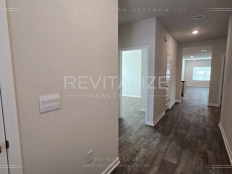 14654 Dayton Cir — Photo 3