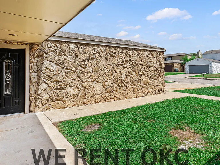 3611 Wynn Cir #1 — Photo 6