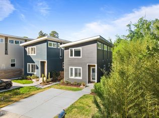 226 Powell Dr, Raleigh, NC 27606