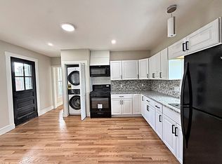 15 Varney St APT 1, Lowell, MA 01854