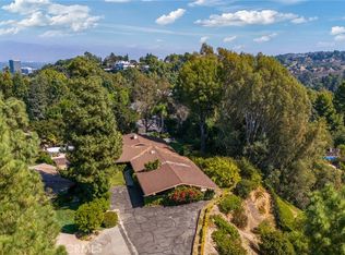16027 Royal Oak Rd, Encino, CA 91436
