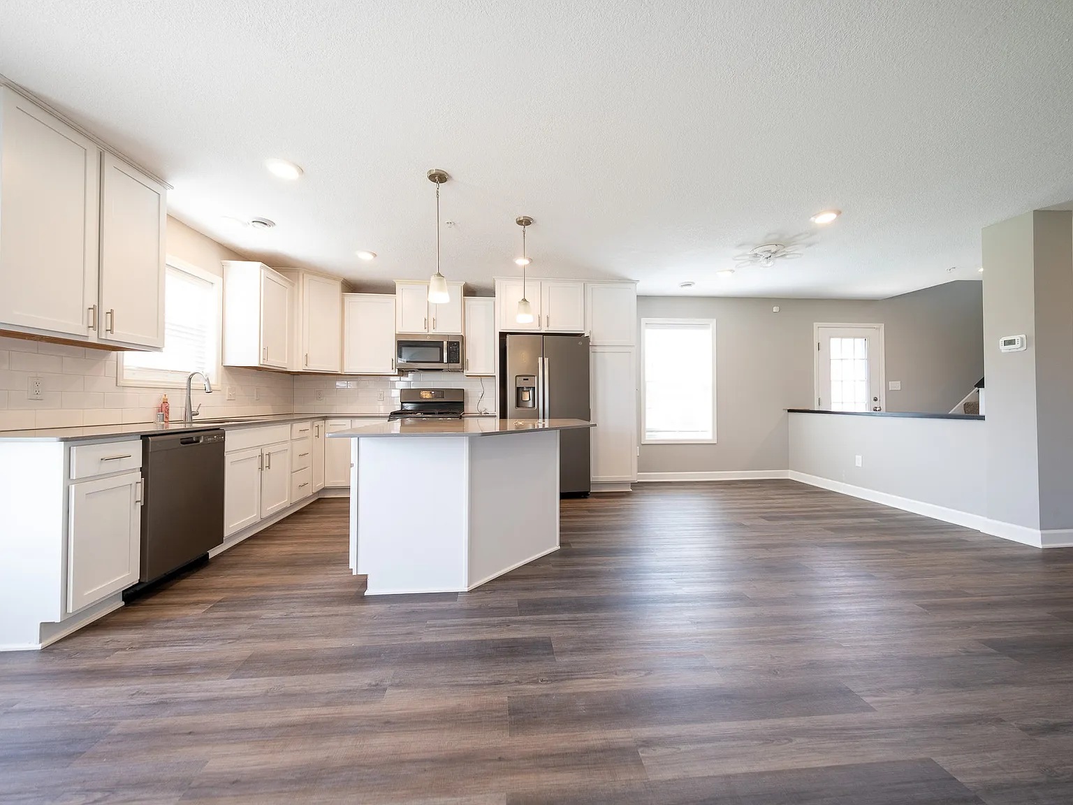 Heron Court, Lino Lakes (2164) Rs Mg1 *Hwp* - 1 — Photo 2