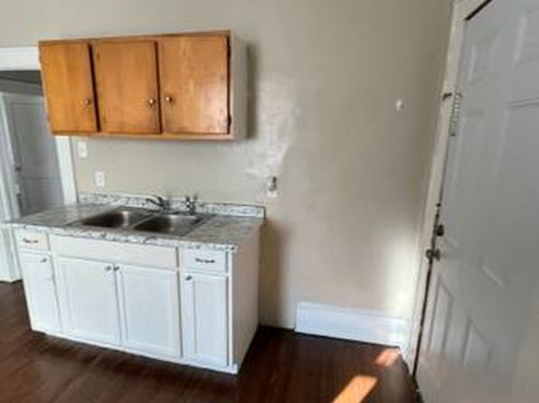 1811 Orange Ave NW #2, Roanoke, VA 24017