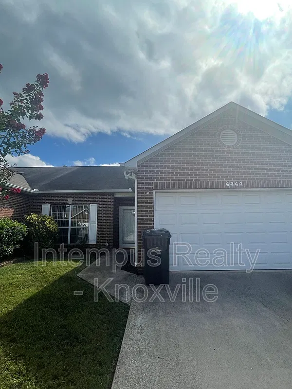 2 bed, 2.0 bath, $1,950 — Photo 1