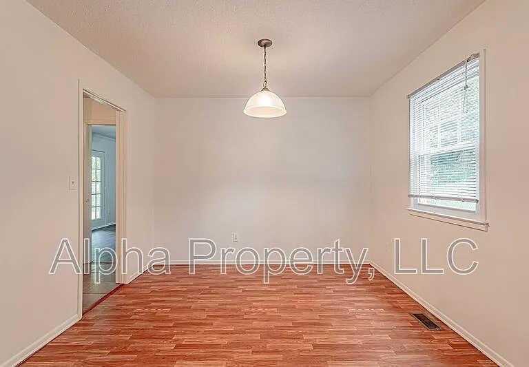134 Saturn Ln — Photo 6