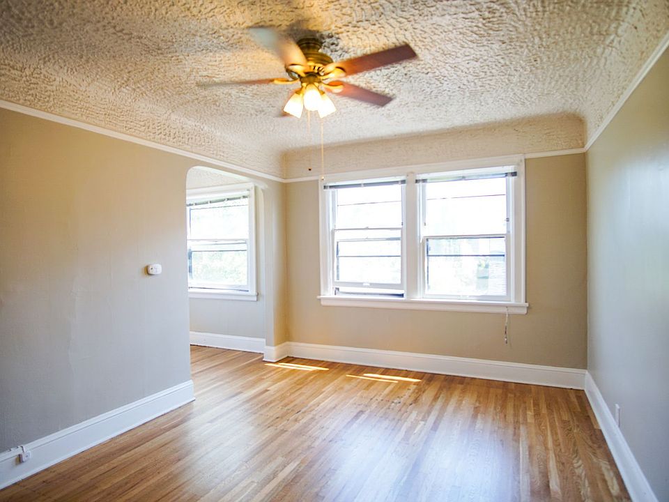1st image of 2267 NW Glisan St APT 306