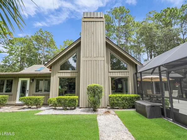 4 Egret Dr, Beaufort, SC 29907