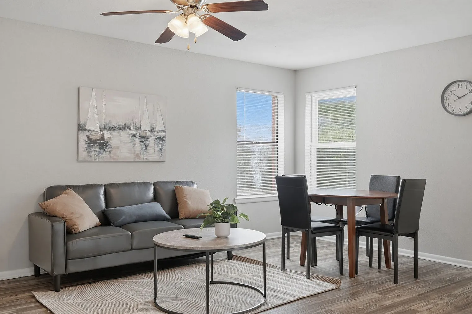 2 bed, 2.0 bath, 10301 sqft, $2,395 — Photo 1
