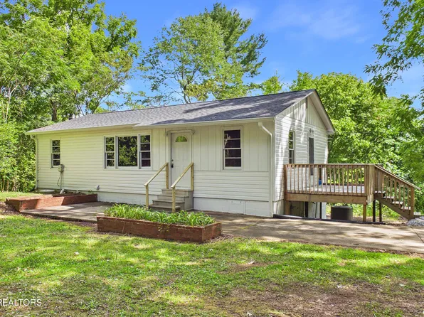 822 Ivory Rd, Athens, TN 37303