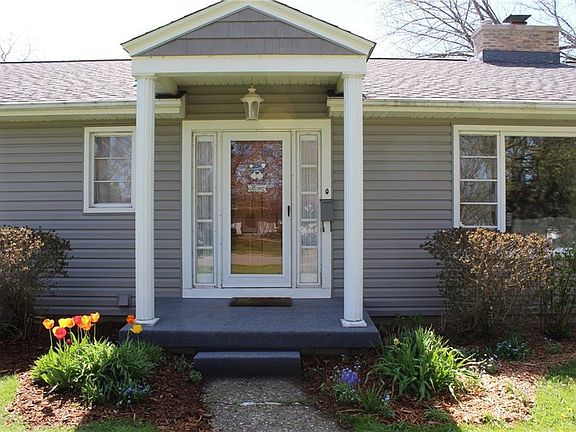 2nd image of 4507 Darcie Dr