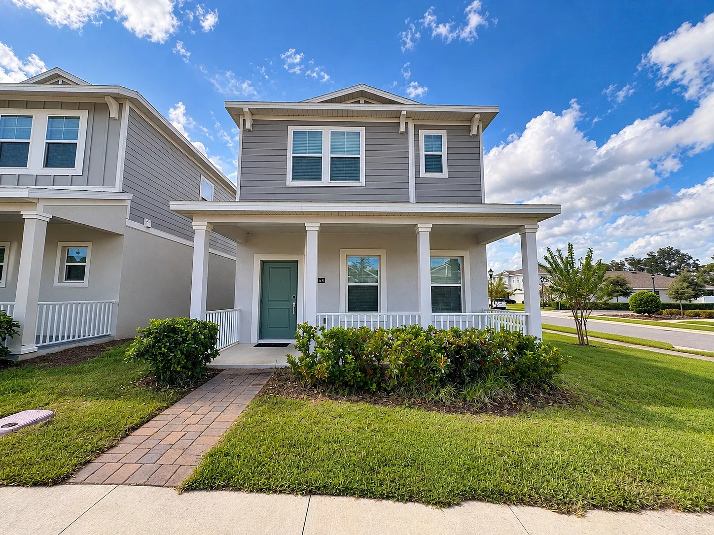3 bed, 2.5 bath, 2135 sqft, $2,600 — Photo 1