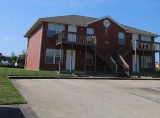 718 Cedar Dr, Warrensburg, MO 64093