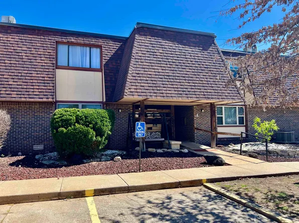 1500 E 10th Ave Unit A-5, Winfield, KS 67156
